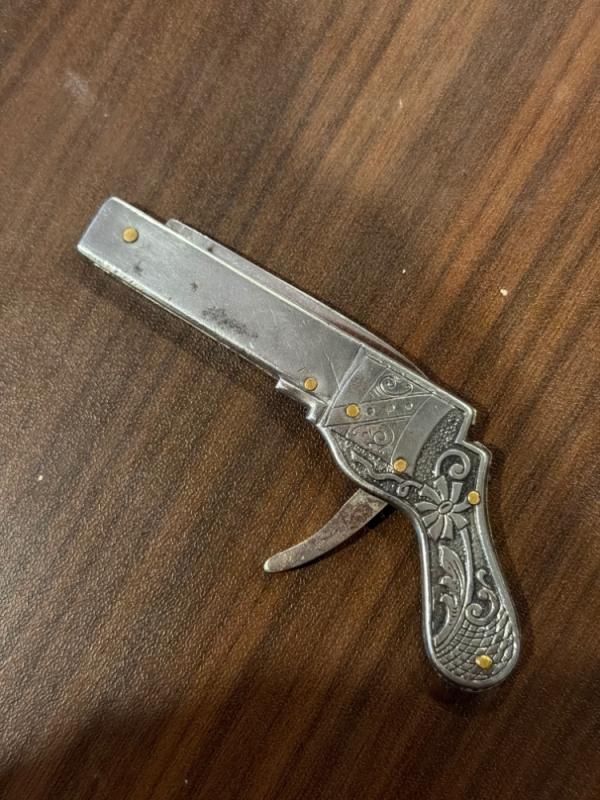 Omega mini german gun switchblade