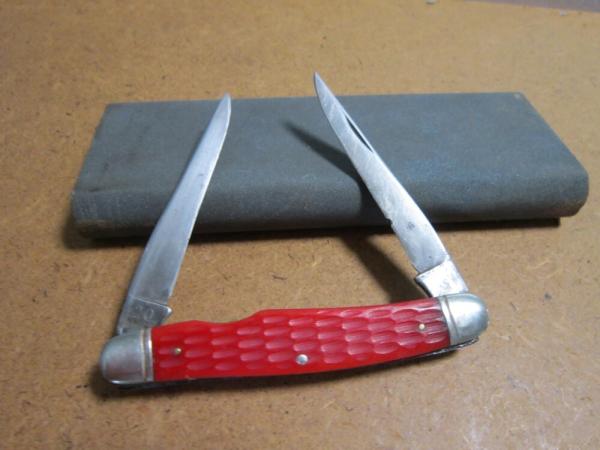 VTG CAMILLUS NEW YORK USA #20 Muskrat Knife Rehandled in Red Jigged Bone VTG CAMILLUS NEW YORK USA #20 Muskrat Knife Rehandled in Red Jigged Bone
