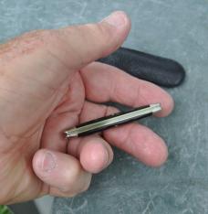 Robeson 2 Bl Rough Black 622064 Near Mint Handles Used Blades Loud Snap Both Blades Both Ways