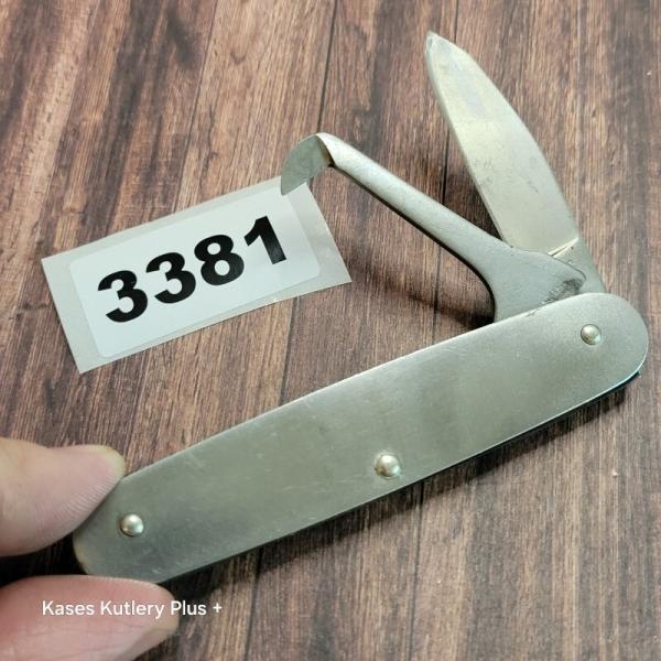 Vintage Ulster Castration Folding Pocket Knife Made In USA Vintage Ulster Castration Folding Pocket Knife Made In USA