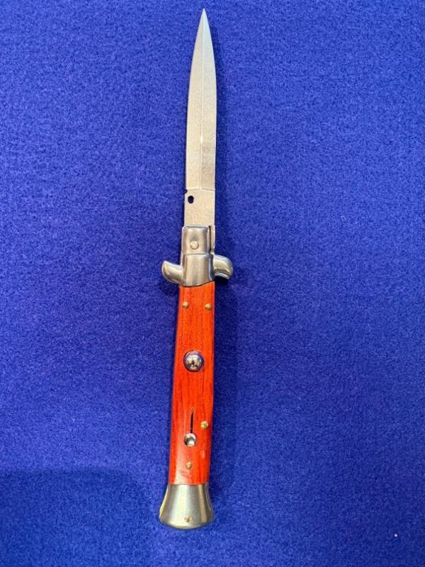 9” Frank B Swivel Bolster Stiletto 9” Frank B Swivel Bolster Stiletto