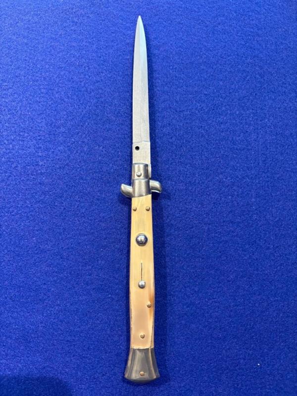 11” Italian swivel bolster 11” Italian swivel bolster