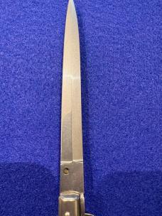11” Italian swivel bolster
