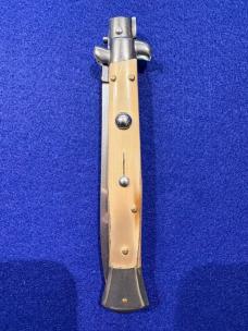 11” Italian swivel bolster
