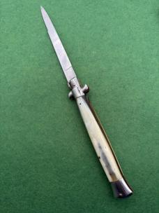 11” Vintage White Horn Rostfrei 7 Swivel Transitional Stiletto
