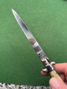 11” Vintage White Horn Rostfrei 7 Swivel Transitional Stiletto