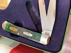 2000 Case xx John Deere Trapper w/ Dark Green Bone Handles (mdl# 6254 SS) NOS in orig Tin