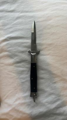 Lot of Hubertus, RIZZUTO, A.G.A., AKC, Virginia inox, Golden Dragon,