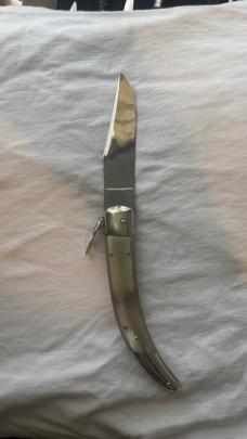Lot of Hubertus, RIZZUTO, A.G.A., AKC, Virginia inox, Golden Dragon,