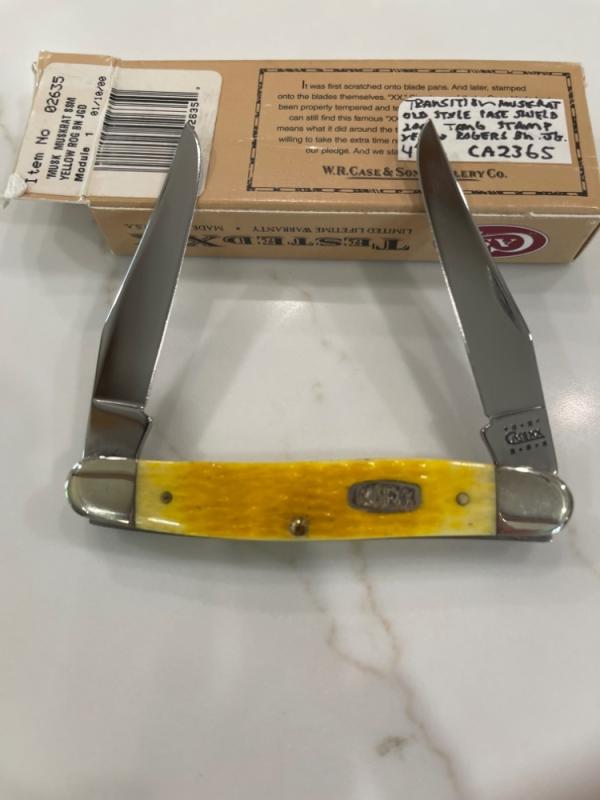 Case 2000 Yellow BN Muskrat Transition knife Case 2000 Yellow BN Muskrat Transition knife