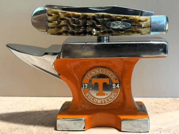 2026 Amber Bone Trapper With Pocket Clip (6254c ss) New In Orignal Box. 2026 Amber Bone Trapper With Pocket Clip (6254c ss) New In Orignal Box.