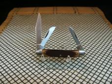 SCHRADE N.Y. OLD TIMER 108OT JR. STOCKMAN VINTAGE U.S.A. NOS 1095 CARBON STEEL BLADES POCKET KNIFE