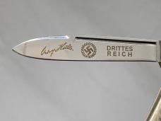 Drittes (Third) Reich Adolf Hitler Signature Nazi Nickel Silver Whittler (Made in Japan)