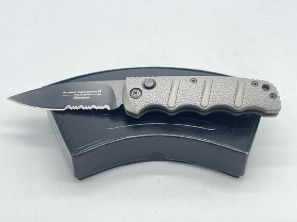 BOKER PLUS 01KALS74B Gray Drop Point Combo Automat Kalashnikov 74 w/ OMP Box BOKER PLUS 01KALS74B Gray Drop Point Combo Automat Kalashnikov 74 w/ OMP Box
