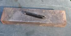 Schrade Walden Jr. Stockman 2.75" Closed. Jigged Black Fed Shield 808 Loud Snap All Blades
