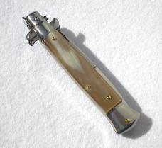 NEW FRANK BELTRAME 9" BEAUTIFUL HONEY HORN SCALES BAYONET BLADE ITALIAN STILETTO MANIAGO ITALY