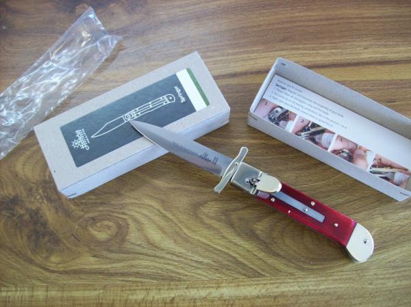 Hubertus Guardian Solingen, Germany Very Rare Red Bone Swing Guard UNUSED W/Box Hubertus Guardian Solingen, Germany Very Rare Red Bone Swing Guard UNUSED W/Box