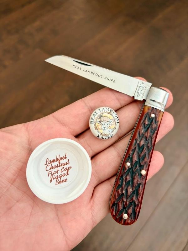 Waynorth 93 Chestnut Flat Cap Jigged Bone Real Lambfoot Knife