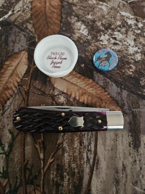 Gec 74 Black Plum Jigged Bone