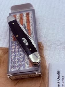 Case 2012 USA 8 Dot Hard To Find Muskrat 06244 Black G-10 Handles 