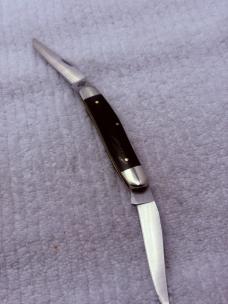 Case 2012 USA 8 Dot Hard To Find Muskrat 06244 Black G-10 Handles 