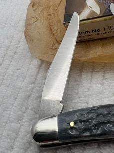 Case 2011 USA 9 Dot Hard To Find Muskrat Pattern 13014 Pocket Knife