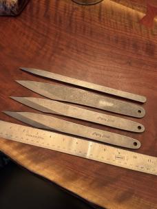 Flying Steel Throwing Knives