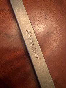 Flying Steel Throwing Knives