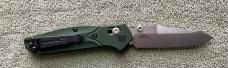 BENCHMADE 945 Green Aluminum Handle Mini Osborne Plain S30V Blade Knife NIB