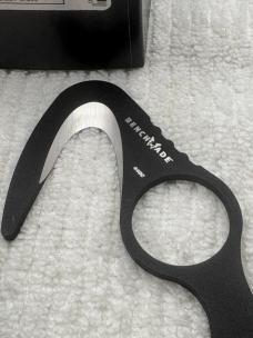 Benchmade 10 Blk Strap Cutter Long Rescue Hook Prototype NIB Made In USA