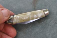 Hammer Brand USA 1936-55 2 Blade Mint Mirror Polish Cracked Ice Grooved Slant Bolsters
