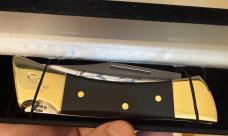 Vintage 2005 Case XX Hammerhead 2159L SS Lockback Knife – Etched Shark Blade w/ Presentation Box