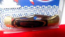 UNITED WE STAND 911 COMMEMORATIVE KNIFE IN BLISTER PACK NEVER OPENED 