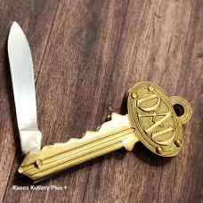 Avon Dad Key 2.5" Closed Folding Pocket Knife Made In Taiwan