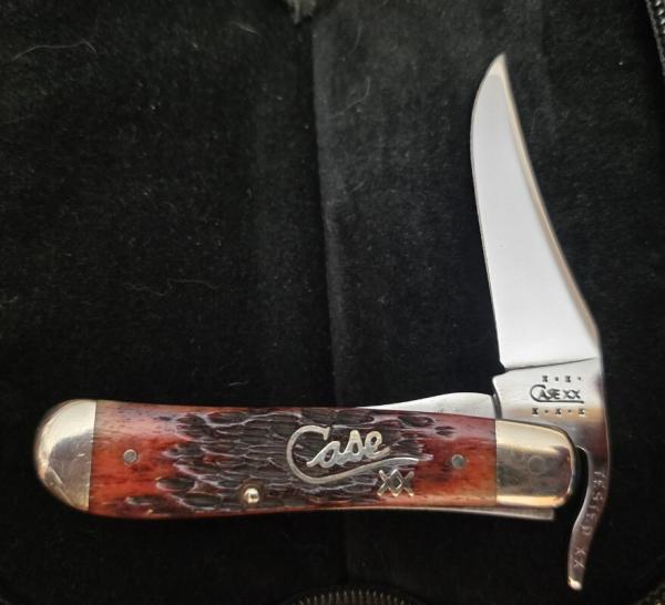 2001 Case XX Cranberry Bone Silver Script Russlock