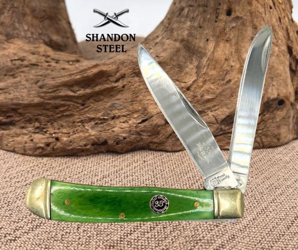Frost Cutlery 35th Anniversary 2 Blade Green Bone Trapper Pocket Knife (37)