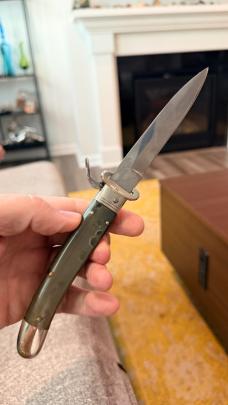 Rare Tonnerini Scarperia Pattern Shell Puller Switchblade