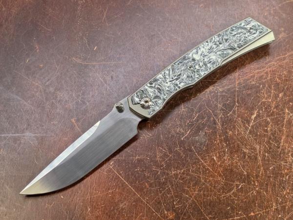 Eyal Landesman Custom Pulsar Ti Fat Carbon Inlay RWL‑34 Hand‑Rubbed Satin Blade Eyal Landesman Custom Pulsar Ti Fat Carbon Inlay RWL‑34 Hand‑Rubbed Satin Blade