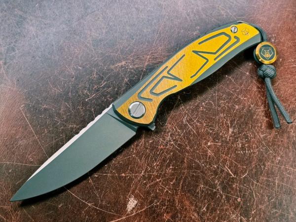 Shirogorov Knives - F95 Braces Duo Tone Grey & Yellow Ti Scales - Vanax37 Blade Shirogorov Knives - F95 Braces Duo Tone Grey & Yellow Ti Scales - Vanax37 Blade