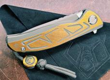 Shirogorov Knives - F95 Braces Duo Tone Grey & Yellow Ti Scales - Vanax37 Blade