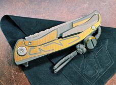 Shirogorov Knives - F95 Braces Duo Tone Grey & Yellow Ti Scales - Vanax37 Blade
