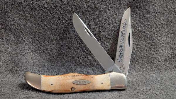 Case XX 1977 Stag Blue Scroll Folding Hunter Case XX 1977 Stag Blue Scroll Folding Hunter