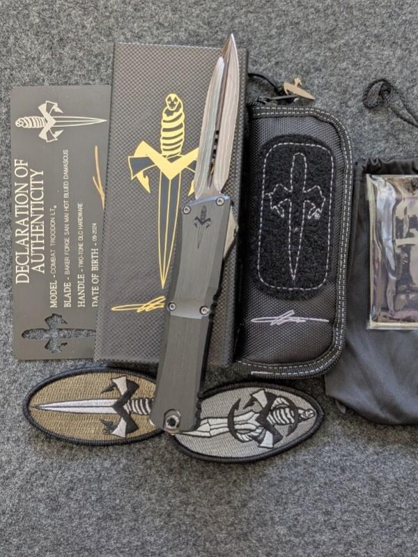 Microtech Marfione Combat Troodon LT Baker Forge San Mai Hot Blue Damascus 