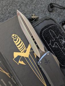 Microtech Marfione Combat Troodon LT Baker Forge San Mai Hot Blue Damascus 