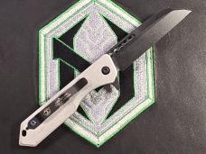 Heretic Jinn Button Lock  Flipper  Battle Black MagnaCut  Blizzard Worn Chassis