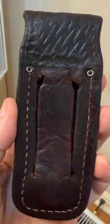Vintage 2005 Case XX Hammerhead Lockback Knife – Etched Shark Blade w/ Presentation Box & Sheath. 
