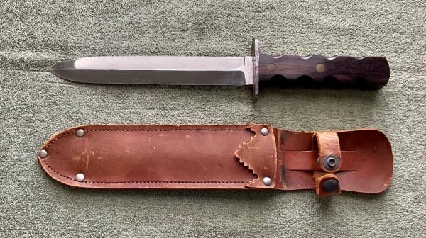 Possible WW II Era Theater Made Double Edged Knife & Sheath Possible WW II Era Theater Made Double Edged Knife & Sheath