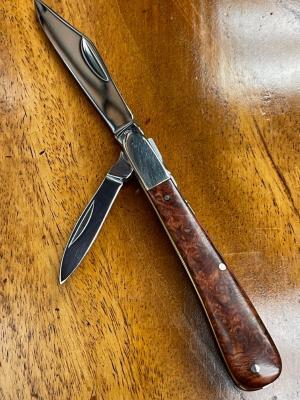 Taylors Eye Witness Premium Gentlemens Clip Barlow ClipPen blades with Amboyna Burl Covers