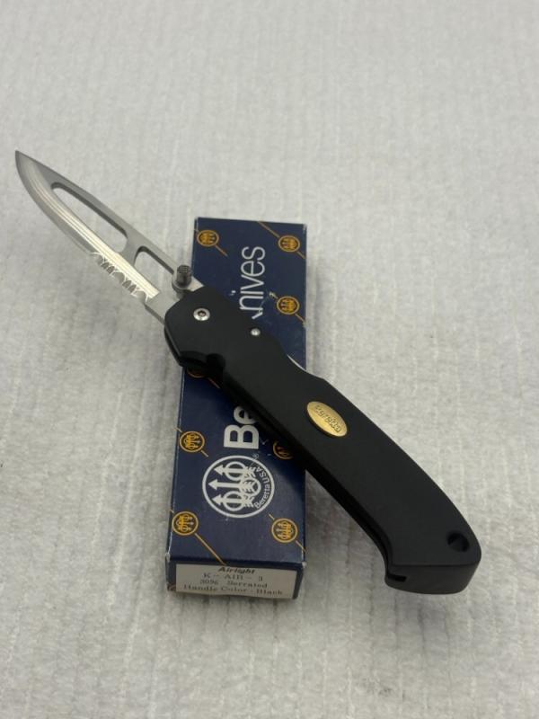 Beretta Airlight K-Air-3 Med Lock back Pocket Knife Made In Japan Beretta Airlight K-Air-3 Med Lock back Pocket Knife Made In Japan