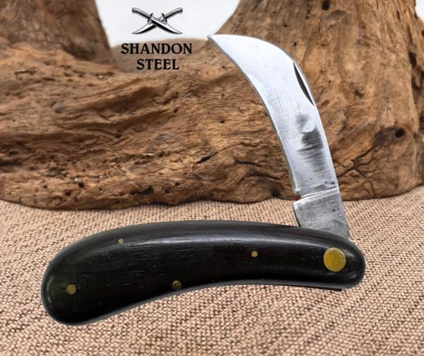 German Kunde & Cie Carbon Steel Hawkbill Vintage Folding Pocket Knife Pruner (4) German Kunde & Cie Carbon Steel Hawkbill Vintage Folding Pocket Knife Pruner (4)